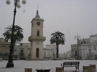 Ceglie, Piazza Plebiscito